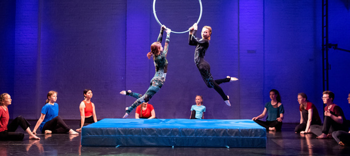 Ukrainisch-deutsches Zirkusprojekt in Potsdam (Foto: Stefan Gloede für circus-montelino.de)