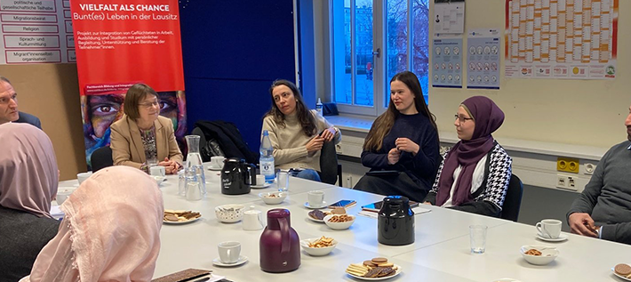 Treffen mit dem Geflüchteten-Netzwerk und dem Frauenkulturverein Cottbus (Foto: MSGIV)
