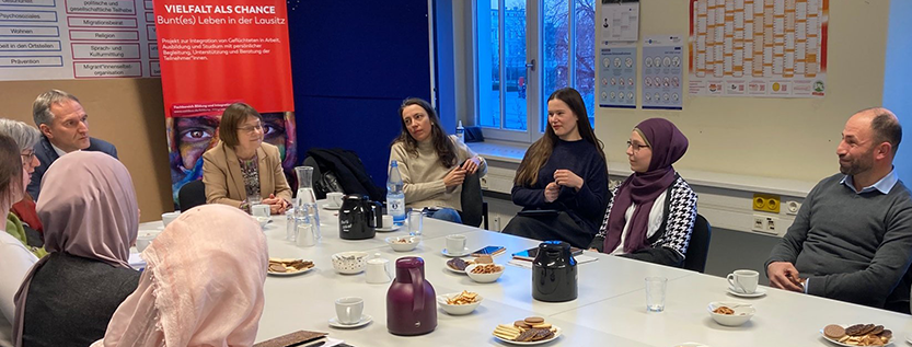 Treffen mit dem Geflüchteten-Netzwerk und dem Frauenkulturverein Cottbus (Foto: MSGIV)